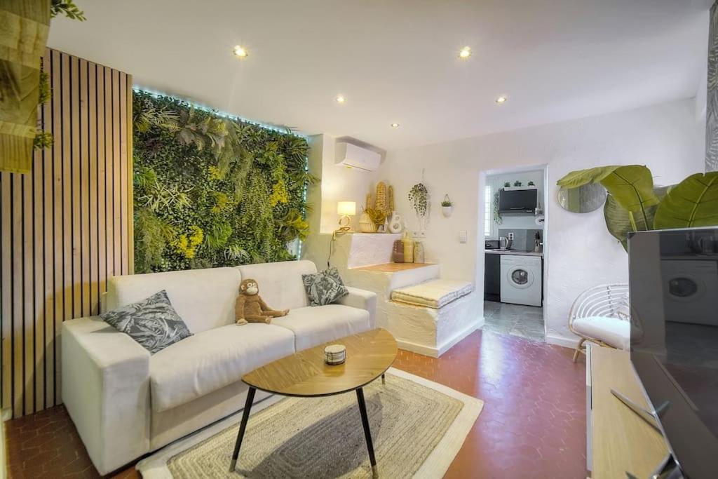 Monkey Forest Appartement Grasse Buitenkant foto